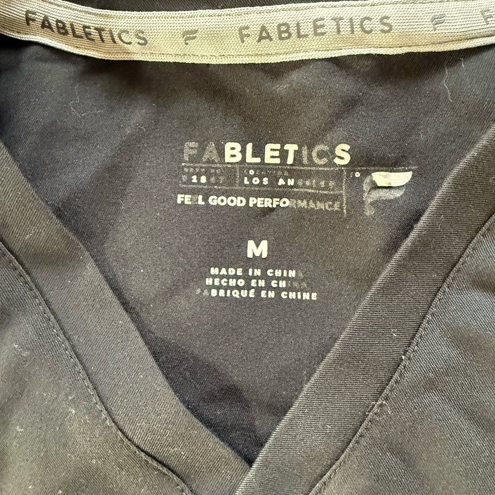 Fabletics Scrub Set - image 2